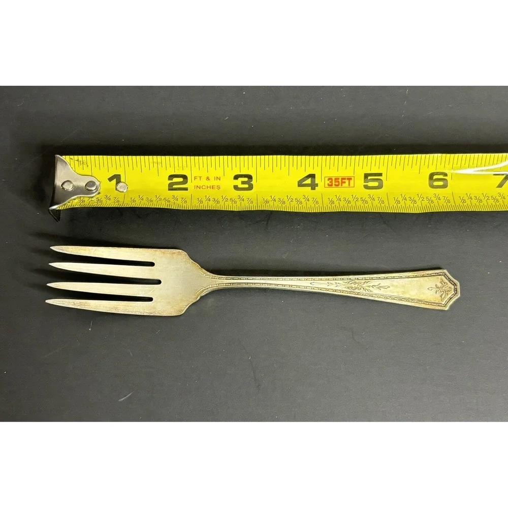4 WM Rogers Mayfair Salad Forks Silverplate 1923 International Silver 6 1/8